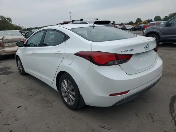 5NPDH4AE9GH662295 2016 HYUNDAI ELANTRA - Image 2