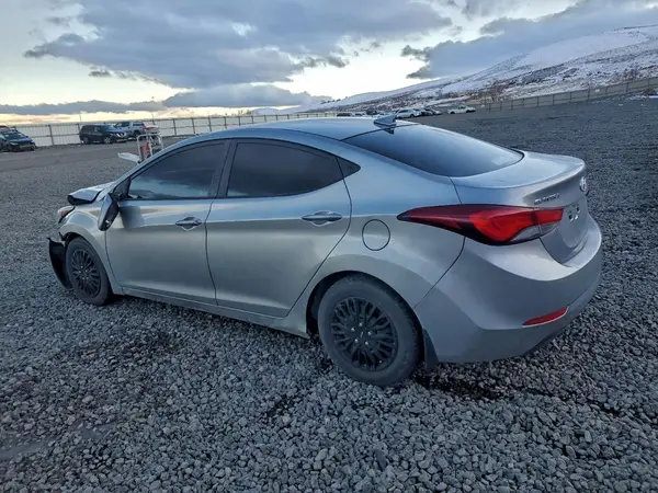 5NPDH4AE9GH663186 2016 HYUNDAI ELANTRA - Image 2