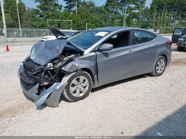 5NPDH4AE9GH664144 2016 HYUNDAI ELANTRA - Image 2