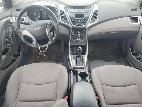 5NPDH4AE9GH665276 2016 HYUNDAI ELANTRA - Image 8