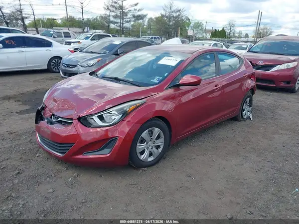 5NPDH4AE9GH665665 2016 HYUNDAI ELANTRA - Image 2