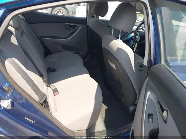 5NPDH4AE9GH666234 2016 HYUNDAI ELANTRA - Image 8