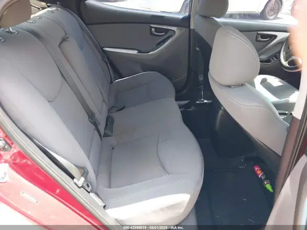 5NPDH4AE9GH666363 2016 HYUNDAI ELANTRA - Image 8