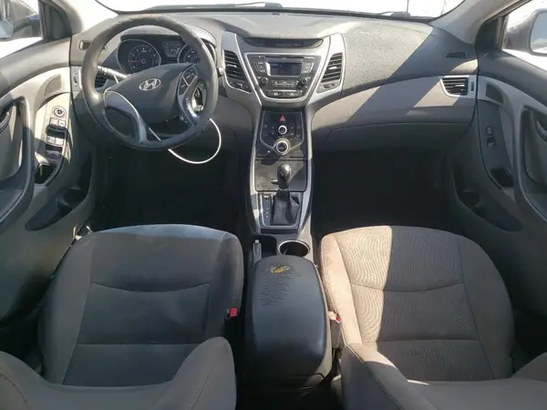 5NPDH4AE9GH666413 2016 HYUNDAI ELANTRA - Image 8