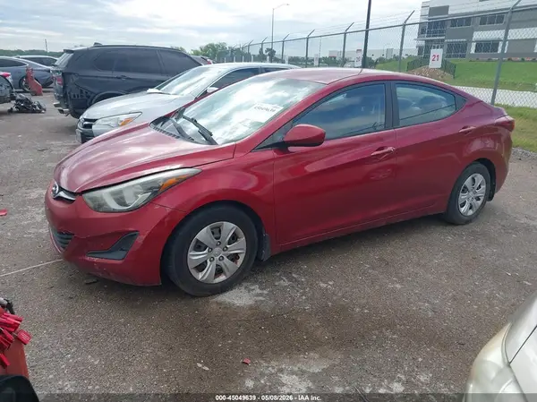 5NPDH4AE9GH666699 2016 HYUNDAI ELANTRA - Image 2