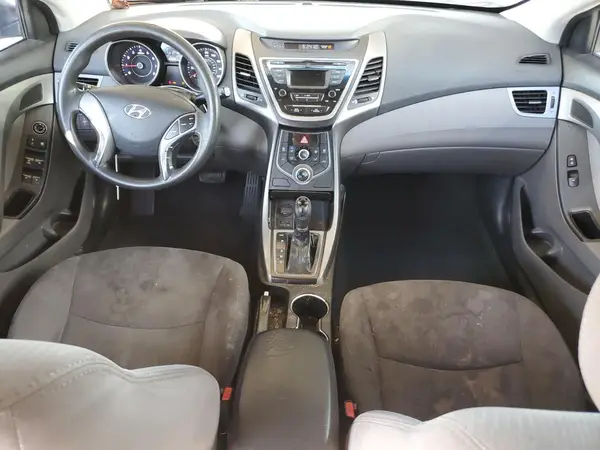 5NPDH4AE9GH667156 2016 HYUNDAI ELANTRA - Image 8