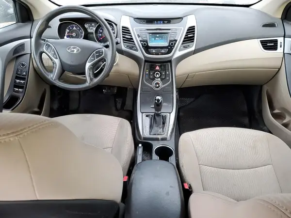 5NPDH4AE9GH671109 2016 HYUNDAI ELANTRA - Image 8