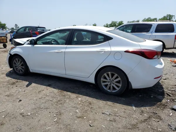 5NPDH4AE9GH671885 2016 HYUNDAI ELANTRA - Image 2