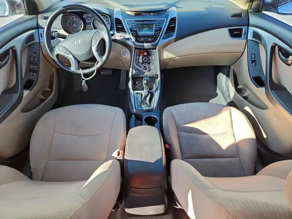 5NPDH4AE9GH672244 2016 HYUNDAI ELANTRA - Image 8