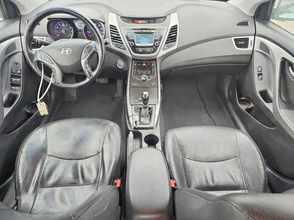 5NPDH4AE9GH672339 2016 HYUNDAI ELANTRA - Image 8