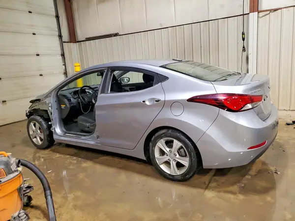 5NPDH4AE9GH673815 2016 HYUNDAI ELANTRA - Image 2