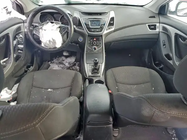 5NPDH4AE9GH674074 2016 HYUNDAI ELANTRA - Image 8