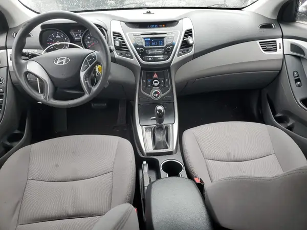 5NPDH4AE9GH674172 2016 HYUNDAI ELANTRA - Image 8