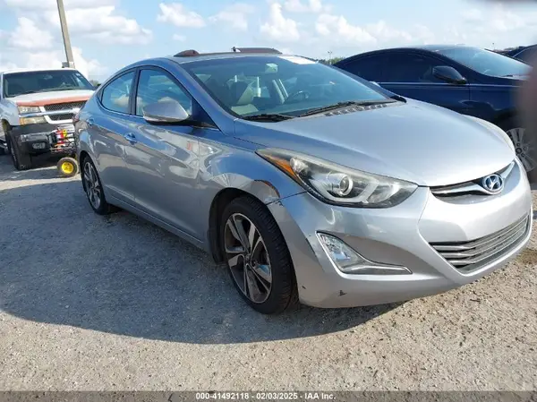 5NPDH4AE9GH675046 2016 HYUNDAI ELANTRA - Image 1