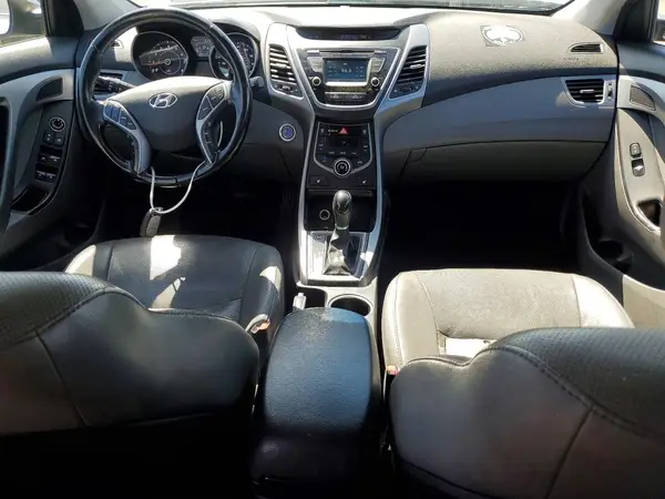 5NPDH4AE9GH676651 2016 HYUNDAI ELANTRA - Image 8