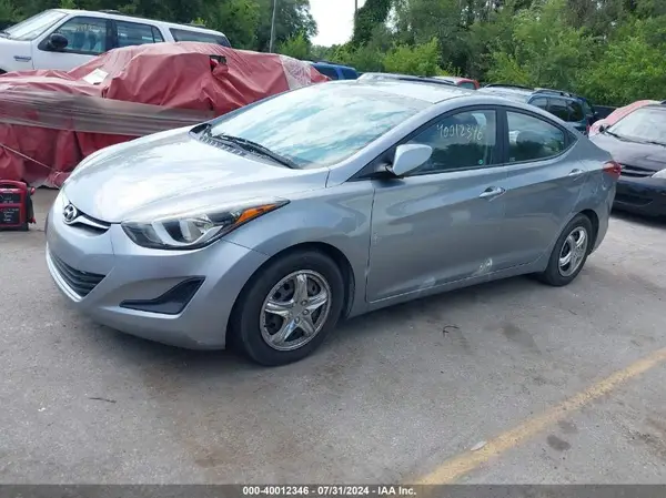 5NPDH4AE9GH677377 2016 HYUNDAI ELANTRA - Image 2