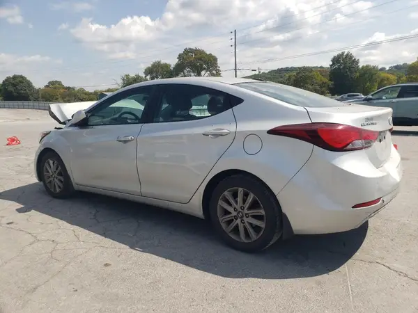 5NPDH4AE9GH678867 2016 HYUNDAI ELANTRA - Image 2