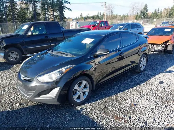5NPDH4AE9GH679937 2016 HYUNDAI ELANTRA - Image 2
