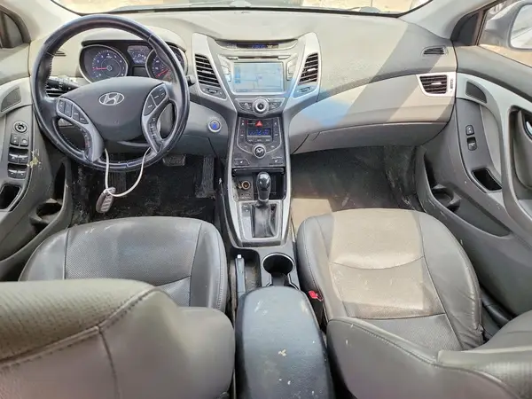 5NPDH4AE9GH680182 2016 HYUNDAI ELANTRA - Image 8