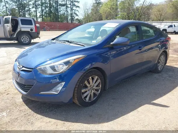 5NPDH4AE9GH680893 2016 HYUNDAI ELANTRA - Image 2