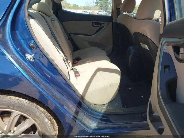 5NPDH4AE9GH680893 2016 HYUNDAI ELANTRA - Image 8