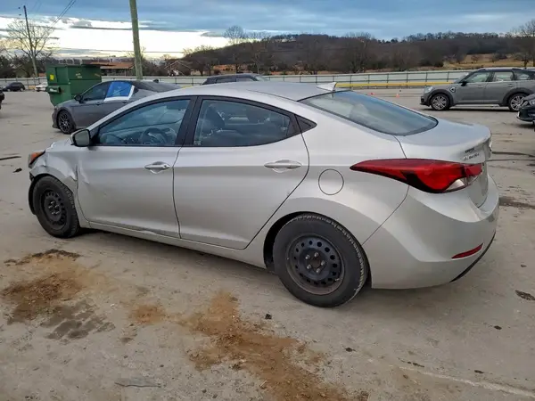 5NPDH4AE9GH681896 2016 HYUNDAI ELANTRA - Image 2