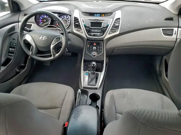 5NPDH4AE9GH681896 2016 HYUNDAI ELANTRA - Image 8
