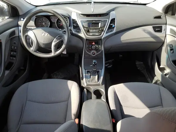 5NPDH4AE9GH683146 2016 HYUNDAI ELANTRA - Image 8