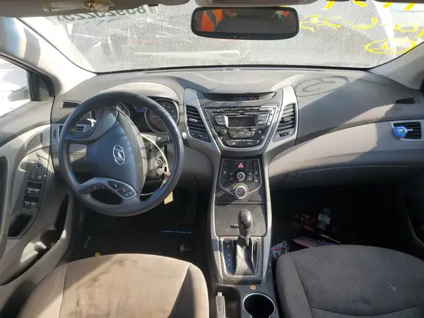 5NPDH4AE9GH683776 2016 HYUNDAI ELANTRA - Image 8