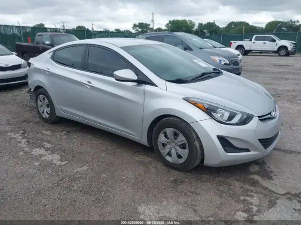 5NPDH4AE9GH684149 2016 HYUNDAI ELANTRA - Image 1