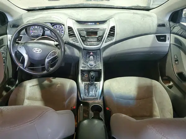 5NPDH4AE9GH685298 2016 HYUNDAI ELANTRA - Image 8