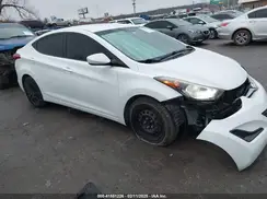 5NPDH4AE9GH685916 2016 HYUNDAI ELANTRA