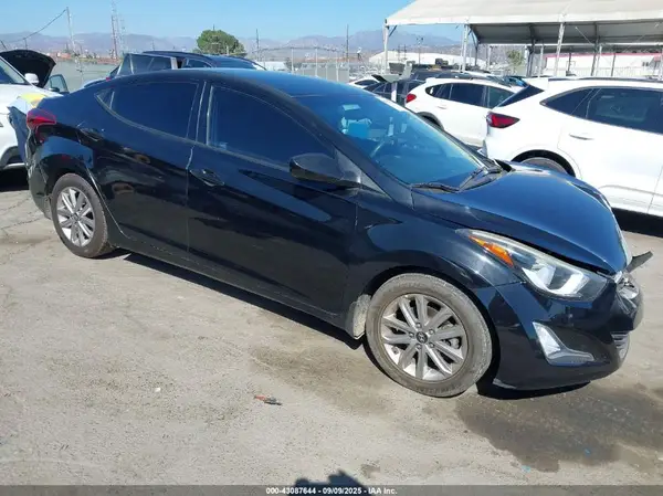 5NPDH4AE9GH687259 2016 HYUNDAI ELANTRA - Image 1