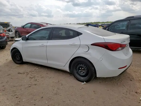 5NPDH4AE9GH687827 2016 HYUNDAI ELANTRA - Image 2