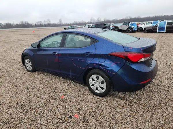 5NPDH4AE9GH687925 2016 HYUNDAI ELANTRA - Image 2