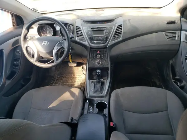 5NPDH4AE9GH688041 2016 HYUNDAI ELANTRA - Image 8
