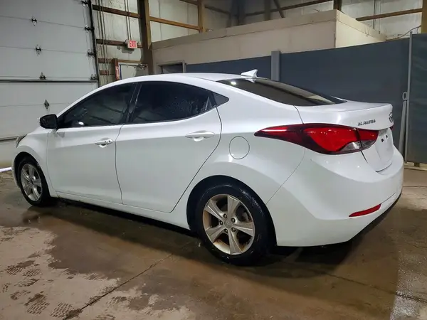 5NPDH4AE9GH688461 2016 HYUNDAI ELANTRA - Image 2