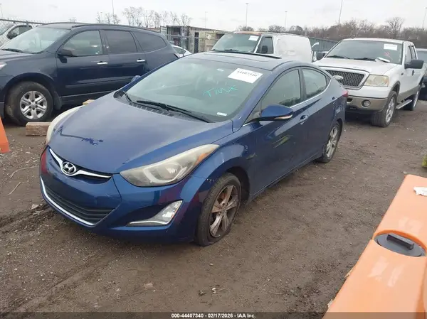 5NPDH4AE9GH690355 2016 HYUNDAI ELANTRA - Image 2