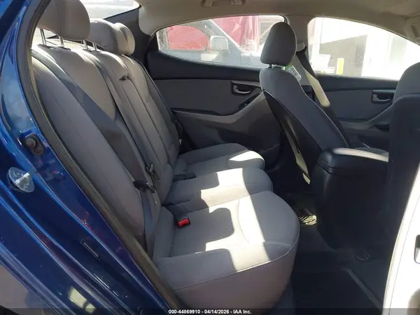5NPDH4AE9GH690808 2016 HYUNDAI ELANTRA - Image 8