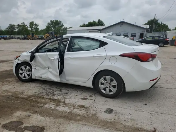 5NPDH4AE9GH693322 2016 HYUNDAI ELANTRA - Image 2