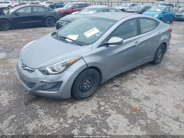 5NPDH4AE9GH694809 2016 HYUNDAI ELANTRA - Image 2