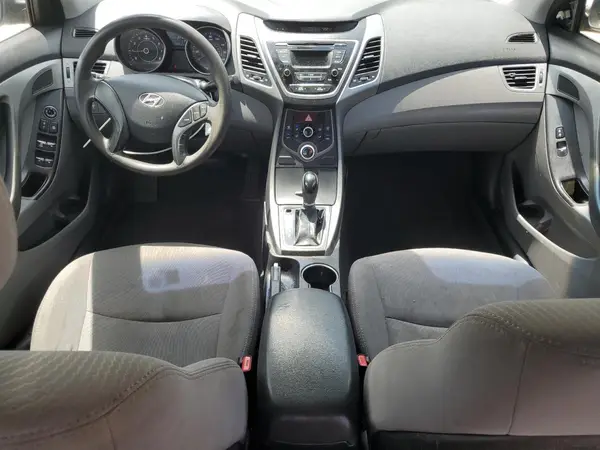 5NPDH4AE9GH695037 2016 HYUNDAI ELANTRA - Image 8