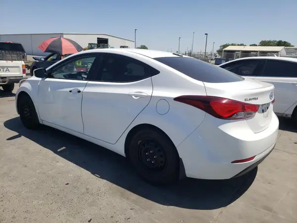 5NPDH4AE9GH695281 2016 HYUNDAI ELANTRA - Image 2