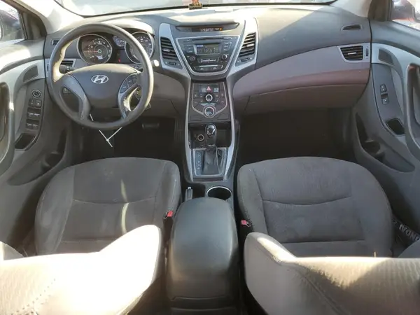 5NPDH4AE9GH696107 2016 HYUNDAI ELANTRA - Image 8