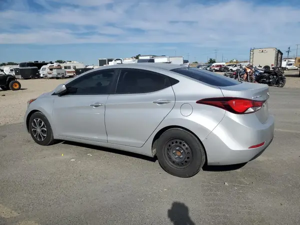 5NPDH4AE9GH697502 2016 HYUNDAI ELANTRA - Image 2