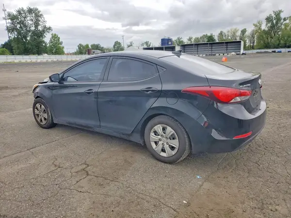 5NPDH4AE9GH697578 2016 HYUNDAI ELANTRA - Image 2