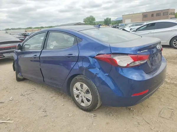 5NPDH4AE9GH701130 2016 HYUNDAI ELANTRA - Image 2