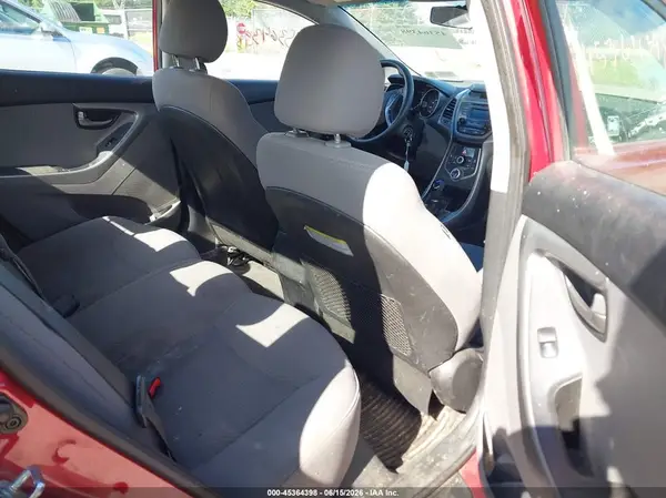 5NPDH4AE9GH702200 2016 HYUNDAI ELANTRA - Image 8