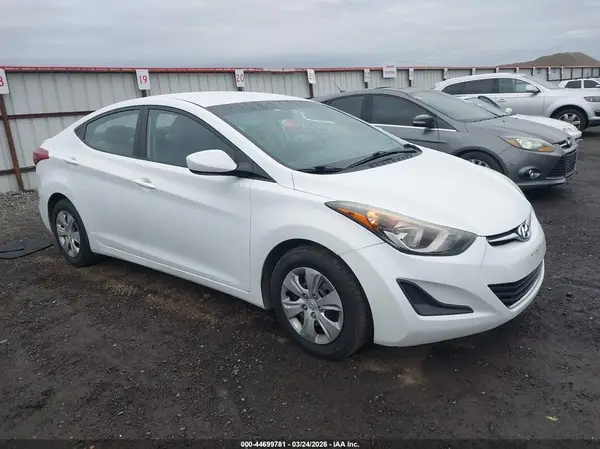 5NPDH4AE9GH702858 2016 HYUNDAI ELANTRA - Image 1