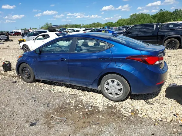 5NPDH4AE9GH705453 2016 HYUNDAI ELANTRA - Image 2